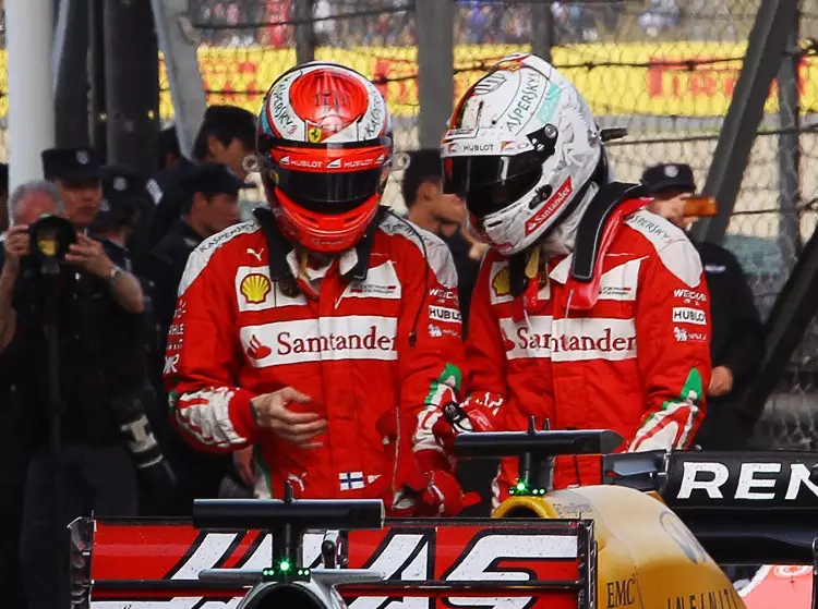 Foto zur News: Ferrari: China-Crash zwischen Vettel und Räikkönen abgehakt