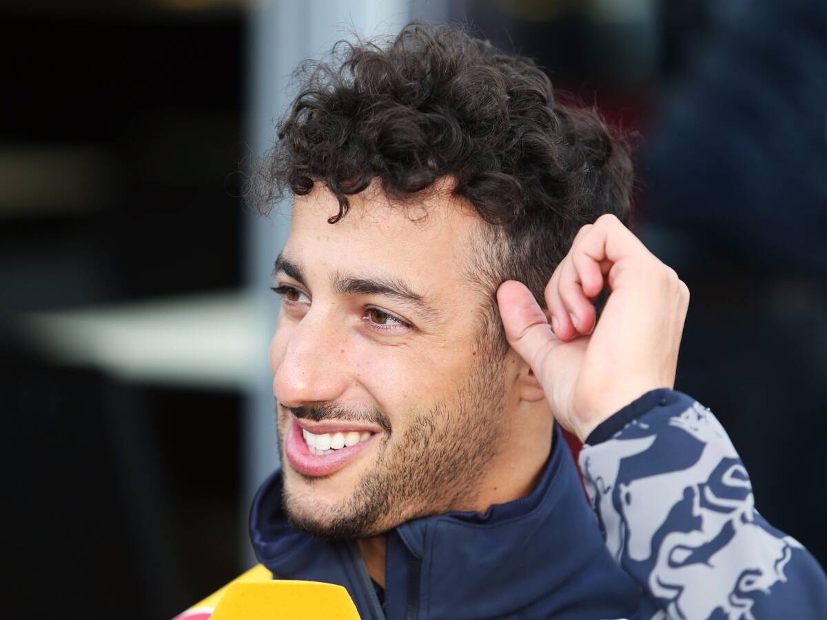 Foto zur News: Daniel Ricciardo verrät: Red Bull macht wohl mit Renault weiter