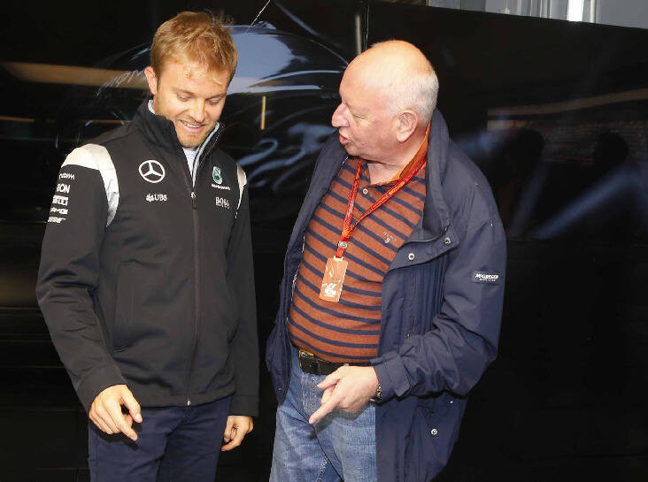 Foto zur News: Diamanten, Gurus, MCJ04: Rosberg zeigt uns seinen Silberpfeil