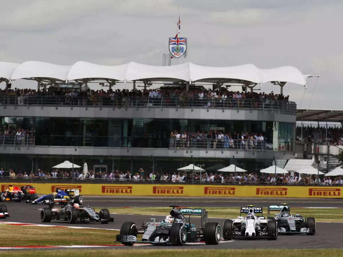 Foto zur News: Silverstone peilt Zuschauerrekord an