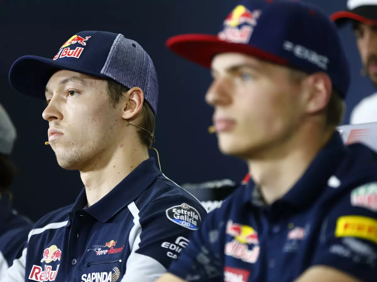 Daniil Kwjat, Carlos Sainz, Max Verstappen Foto zur News: Debatte im Fahrerlager: Darum war der Red-Bull-Tausch richtig