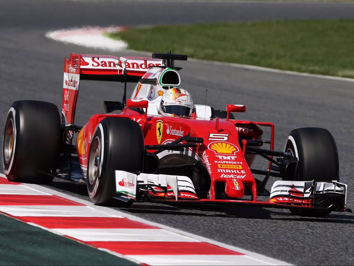 Foto zur News: Ferrari ratlos: Performance im Qualifying nicht vorhanden