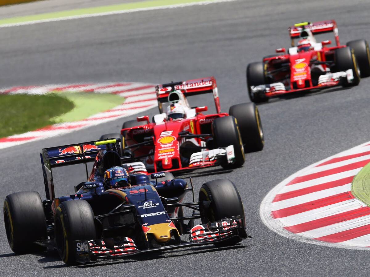 Foto zur News: Toro Rosso: Ausgerechnet Sainz verhilft Verstappen zum Sieg
