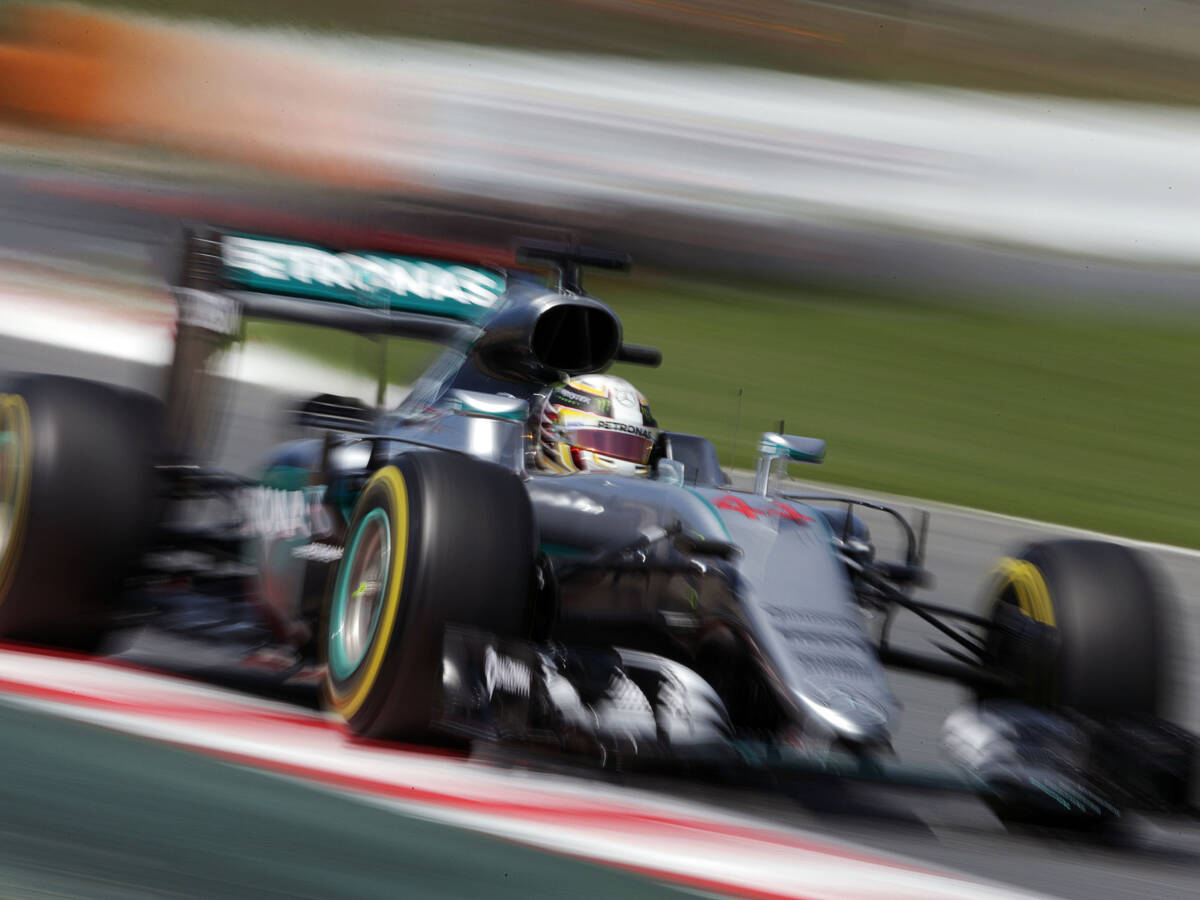 Foto zur News: Mercedes: Nach Barcelona-Crash in Monaco zurückschlagen