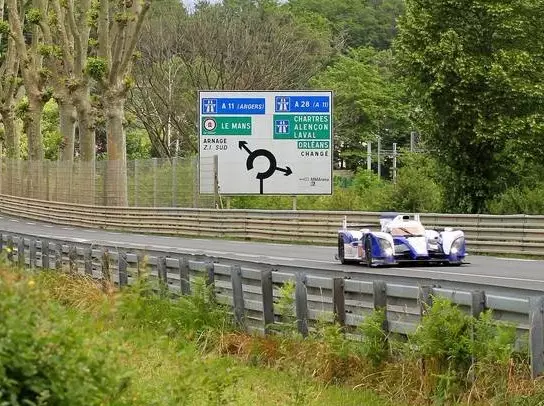 Sebastien Buemi, Stephane Sarrazin Foto zur News: Frankreich-Grand-Prix: Le Mans will keine Formel 1