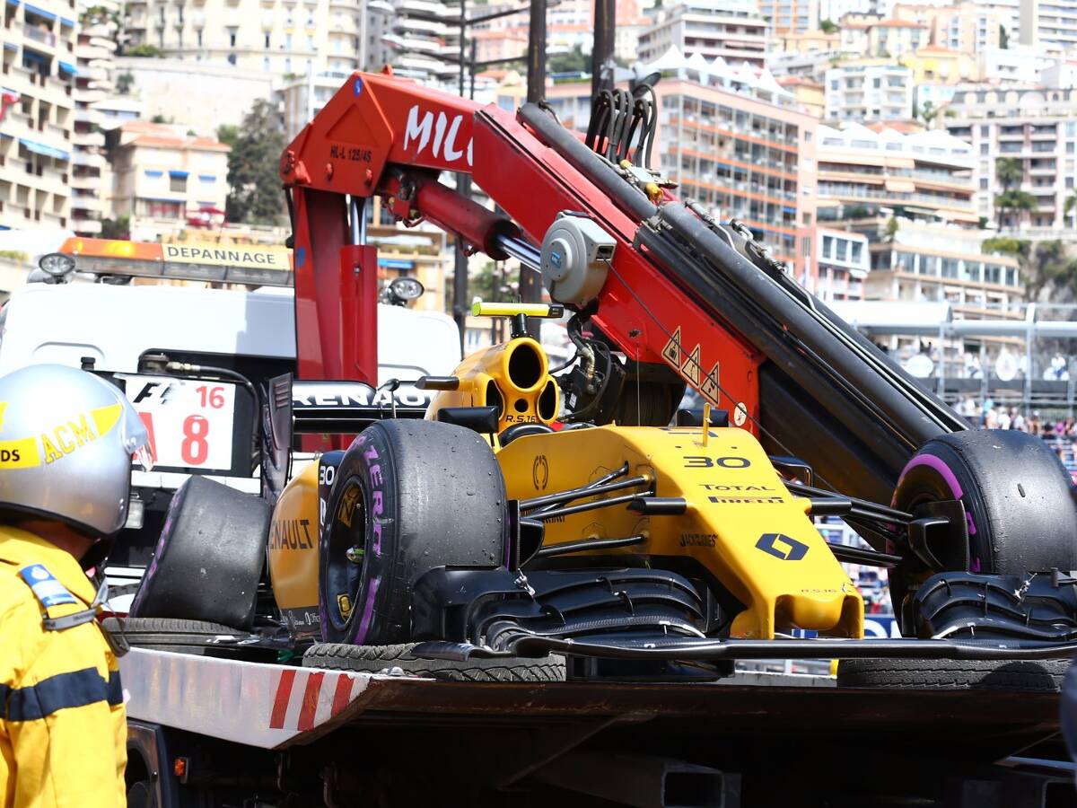 Foto zur News: Renault lernt es auf die harte Tour: Monaco keine Teststrecke