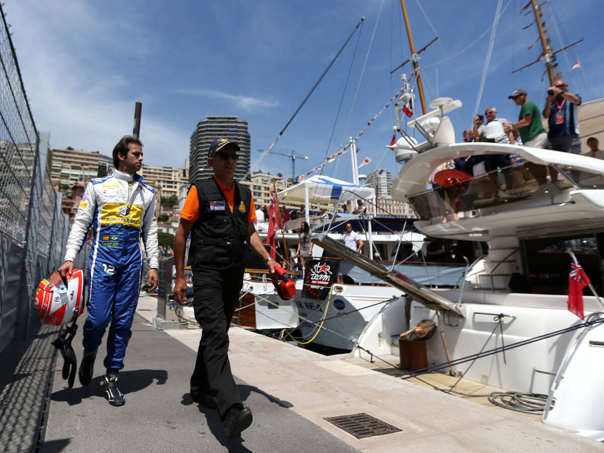 Foto zur News: Kapitaler Motorschaden in Monaco: Beide Sauber in Q1 k.o.