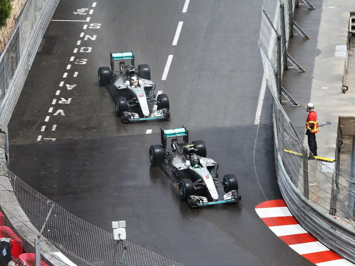 Foto zur News: Rosberg auf Schleichfahrt: Viele Erklärungen, keine Antworten