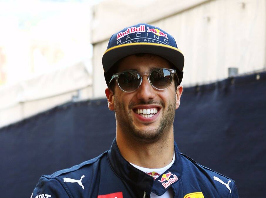 Foto zur News: Daniel Ricciardo: Altwagen bringt das Lächeln zurück