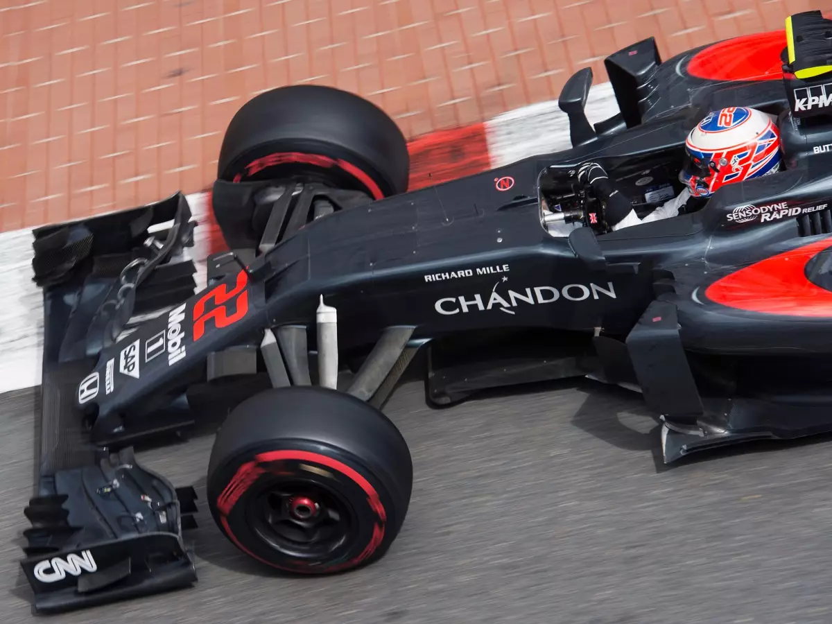 Jenson Button Foto zur News: Honda zögert Entscheidung über Motor-Update hinaus