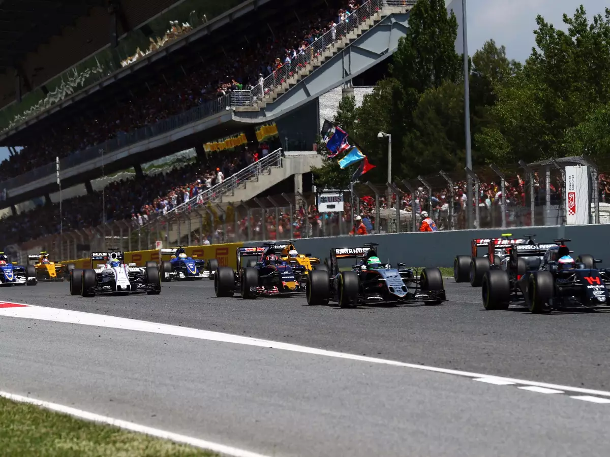 Barcelona Circuit de Barcelona-Catalyuna Foto zur News: Ist zu viel Technologie schlecht für die Formel 1?