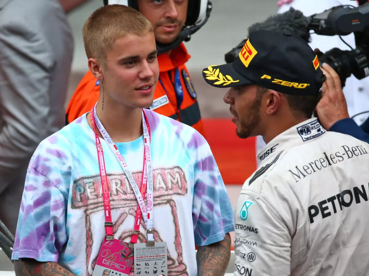 Foto zur News: Party mit Bieber nur fürs Geschäft: Lewis Hamilton dementiert