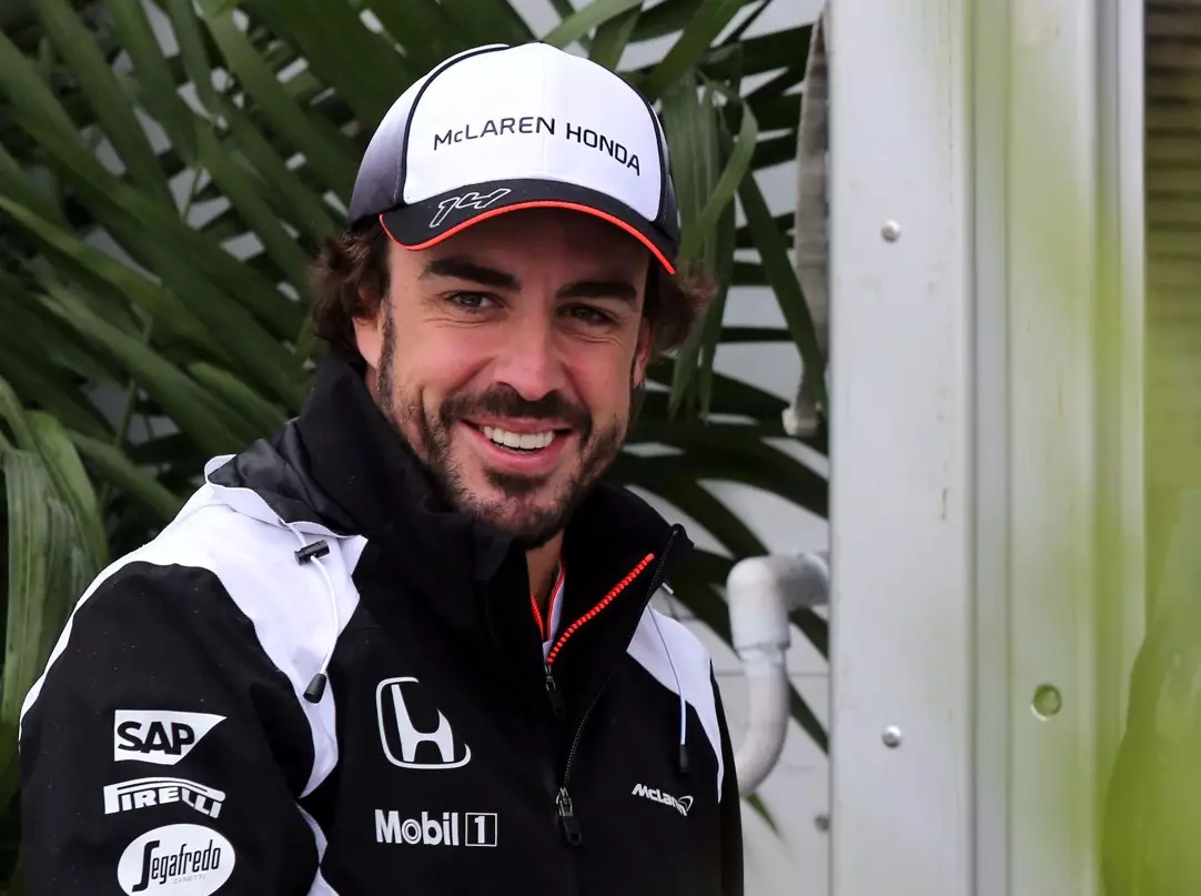 Fernando Alonso Foto zur News: Rücktritt? Das entscheidet über Alonsos Formel-1-Zukunft