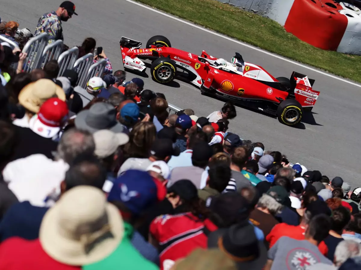 Sebastian Vettel Foto zur News: Turbo-Update funktioniert! Wieso man bei Ferrari aufatmet