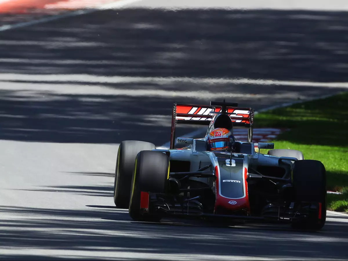 Romain Grosjean Foto zur News: Grosjean fürchtet: Hat sich Haas ohne Supersoft verzockt?