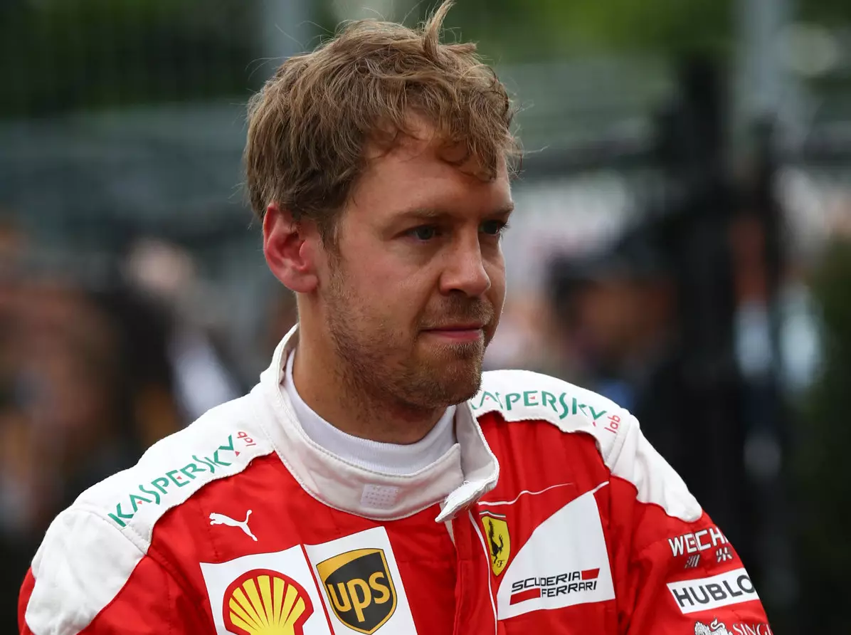 Foto zur News: Vettel schreibt den Sieg nicht ab: "Gibt immer eine Chance"