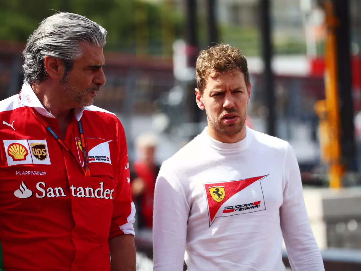 Foto zur News: Arrivabene verteidigt Ferrari gegen Reporter-Kritik