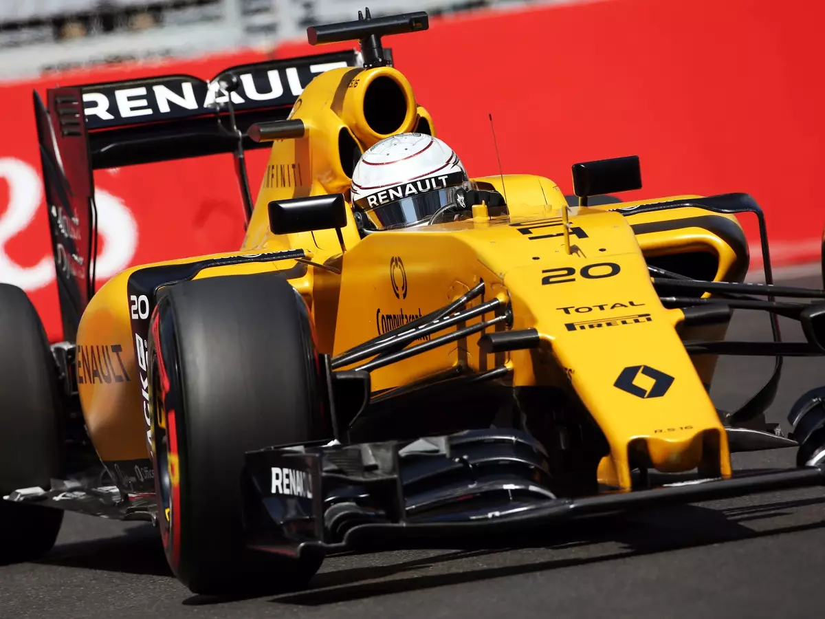 Kevin Magnussen Foto zur News: Renault: Grands Prix sind auch wichtige Testsessions