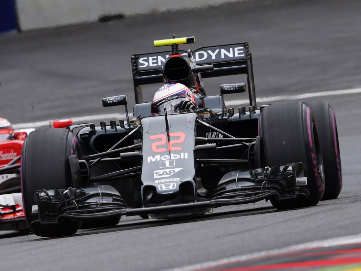Foto zur News: Jenson Button erzielt Top-Resultat für McLaren-Honda