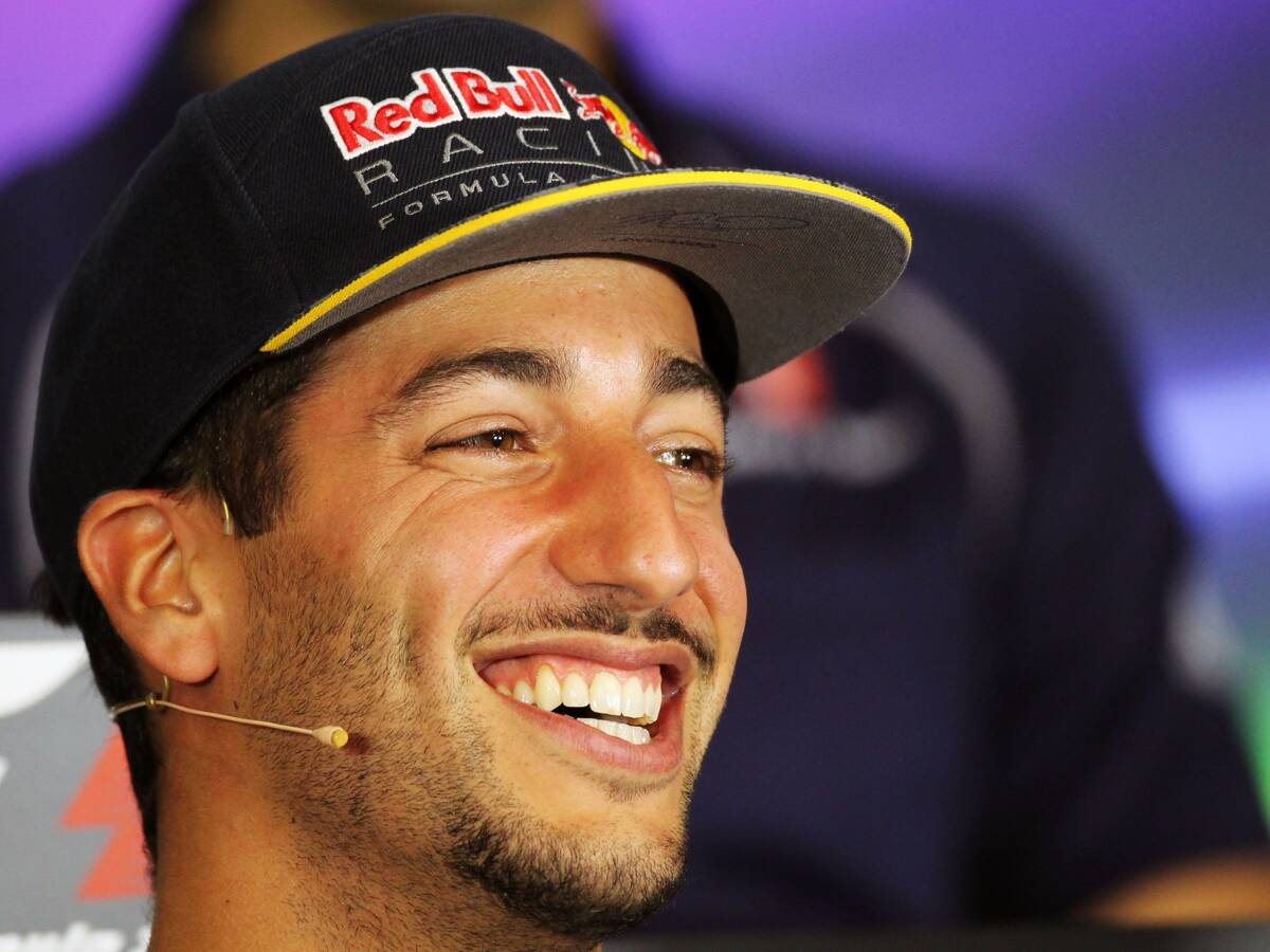 Foto zur News: Lächelt Ricciardo zu viel? "Habe darüber nachgedacht..."