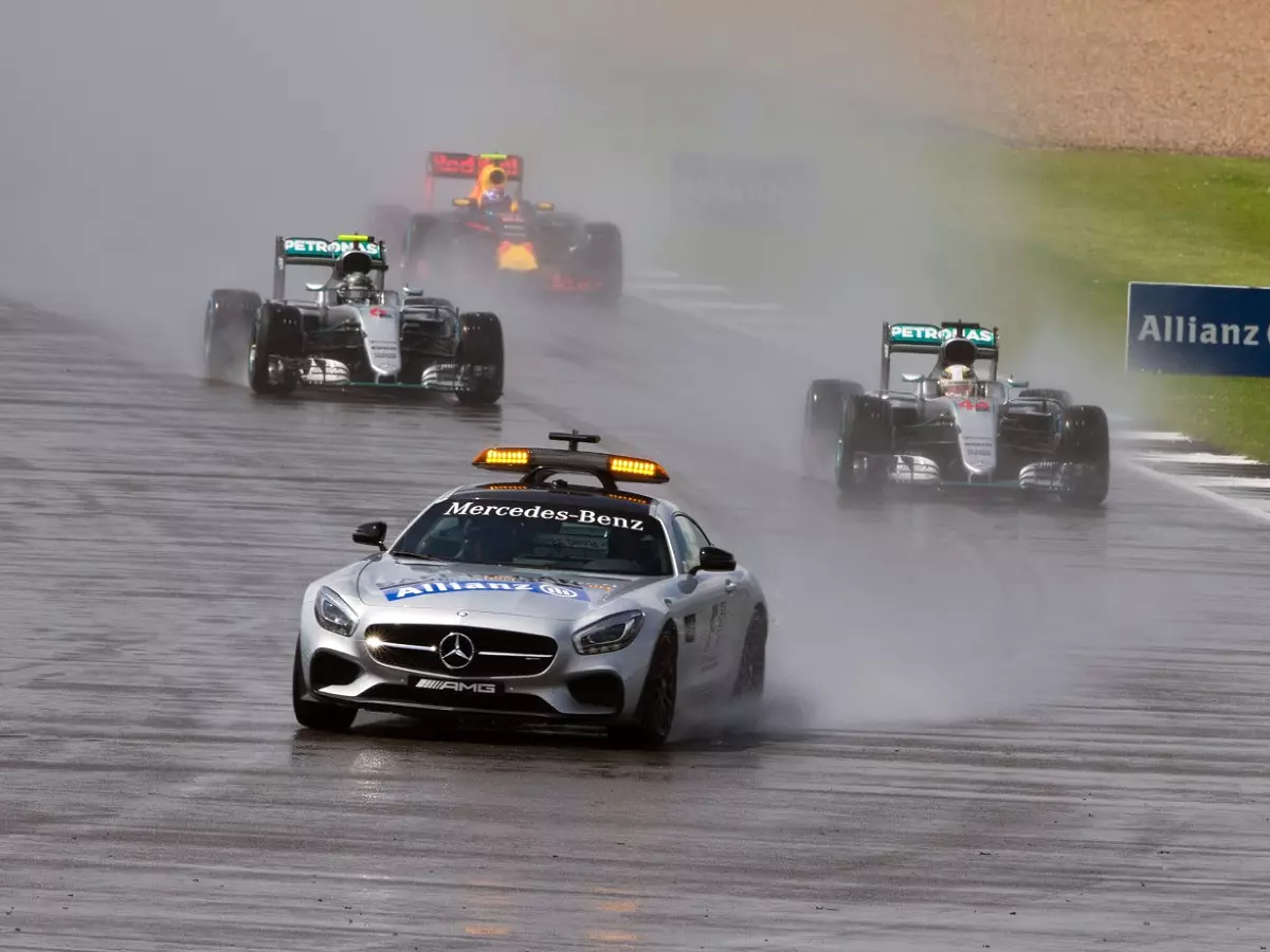 Foto zur News: Wieder Start hinter Safety-Car: War es wirklich notwendig?