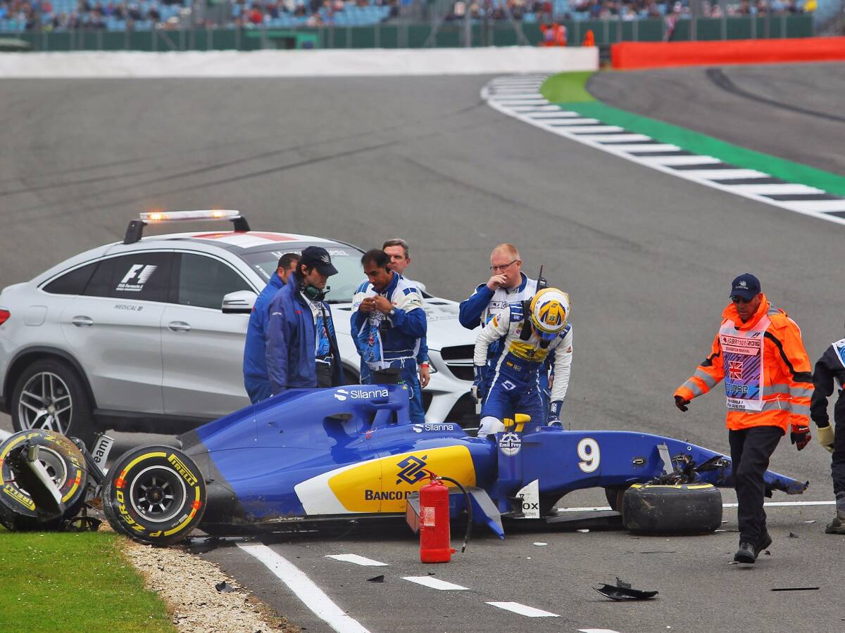 Foto zur News: Ericsson über Crash: "Unglaublich, dass ich unverletzt bin"