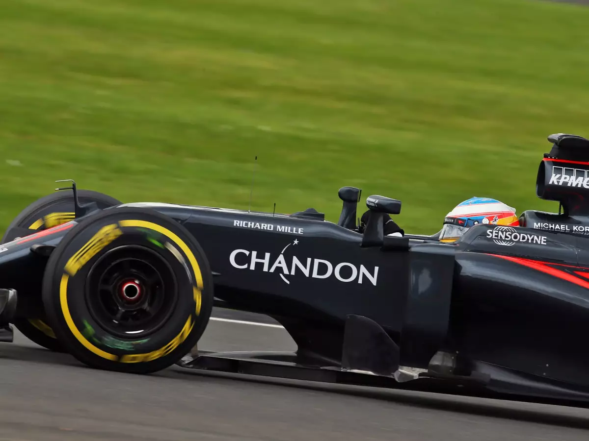 Foto zur News: Silverstone-Test: Fernando Alonso endlich mal wieder vorn!