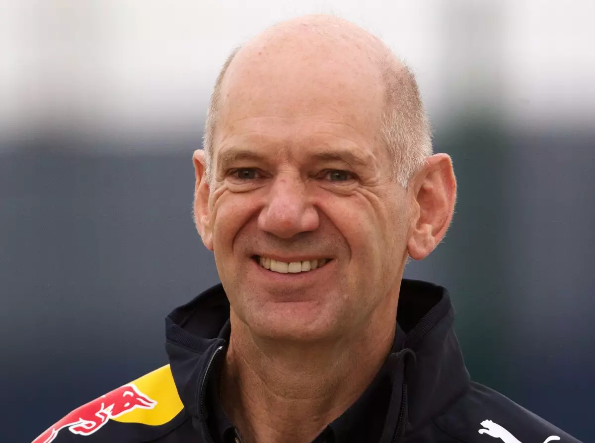 Foto zur News: Adrian Newey: Red Bull dank Renault bald auf Mercedes-Level