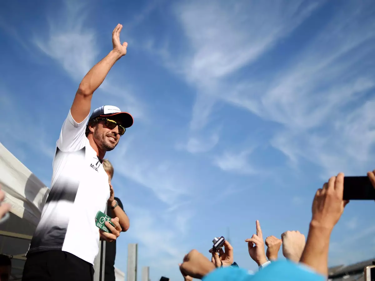 Fernando Alonso Foto zur News: McLaren-Lieblingskurs Ungarn: Wieder ein Ausrufezeichen?
