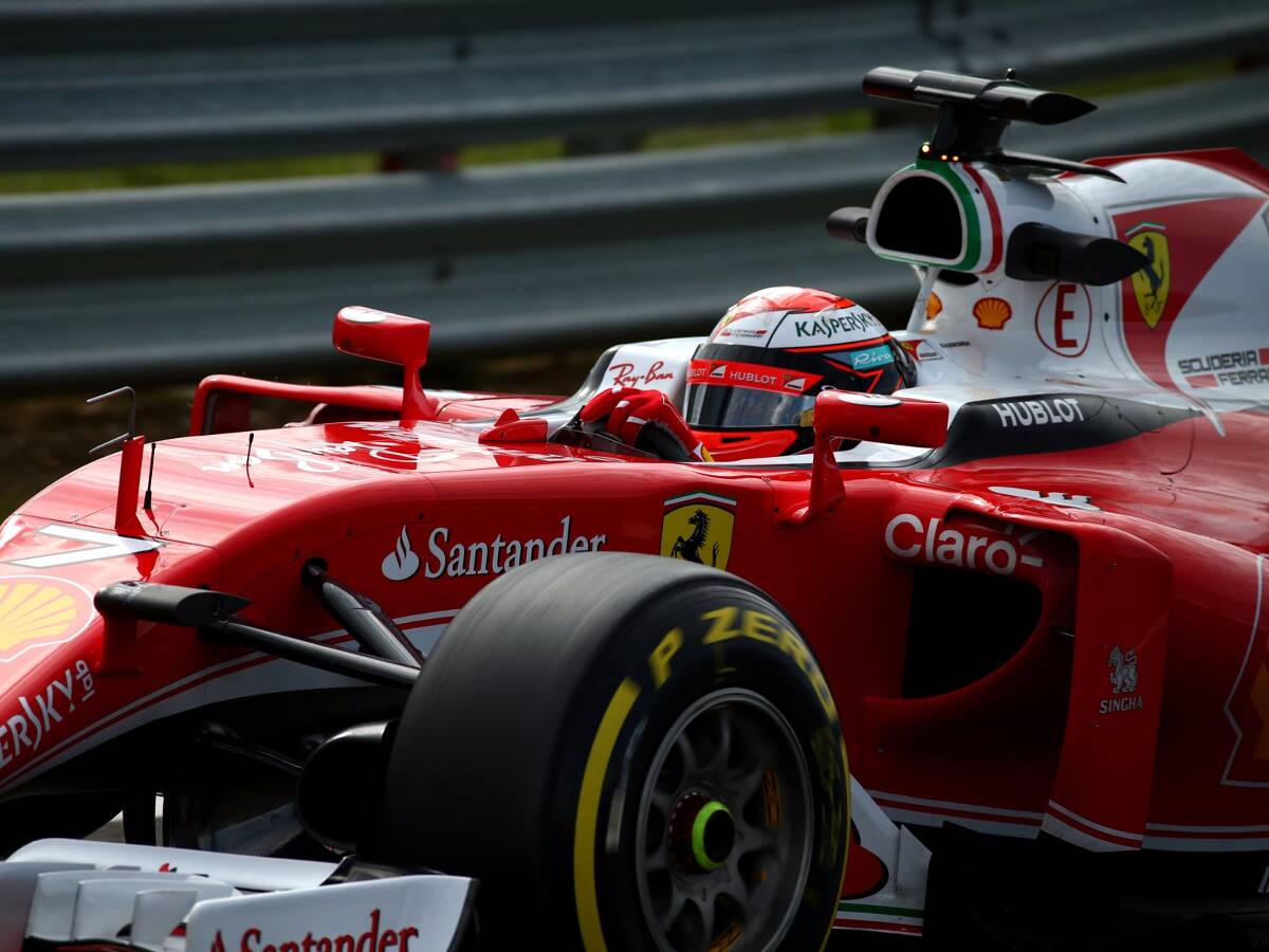 Foto zur News: Kimi Räikkönen: Ferrari wird 2016 noch Rennen gewinnen