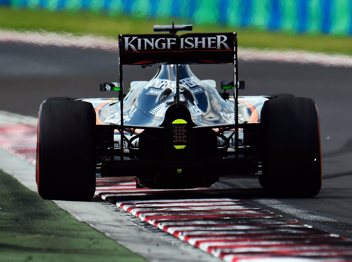 Foto zur News: Force India: Hülkenberg im zweiten Training schneller als Perez