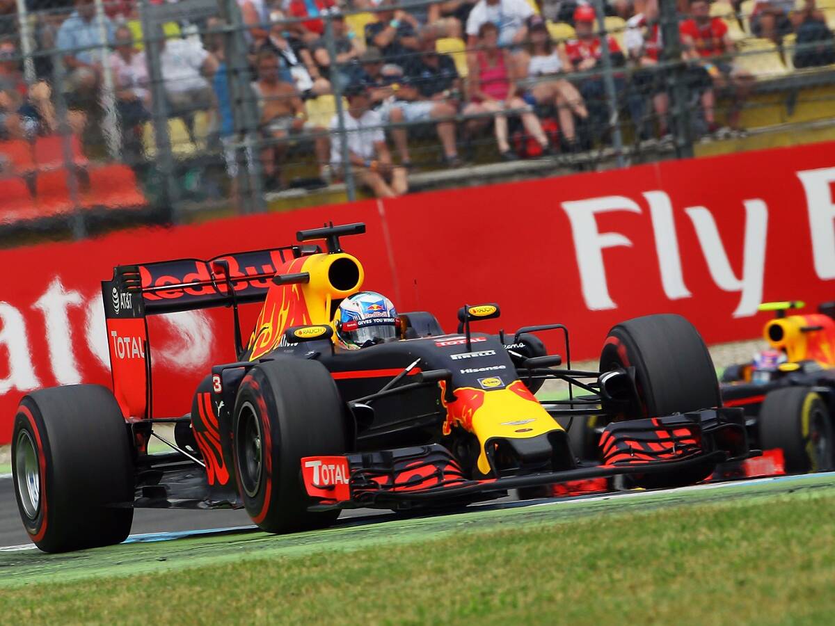 Foto zur News: Red Bull: Ferrari im Griff und Mercedes in Reichweite?