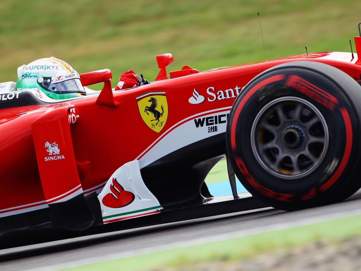 Foto zur News: Peinlicher Fauxpas: Vettel wollte eine Runde zu früh aufhören