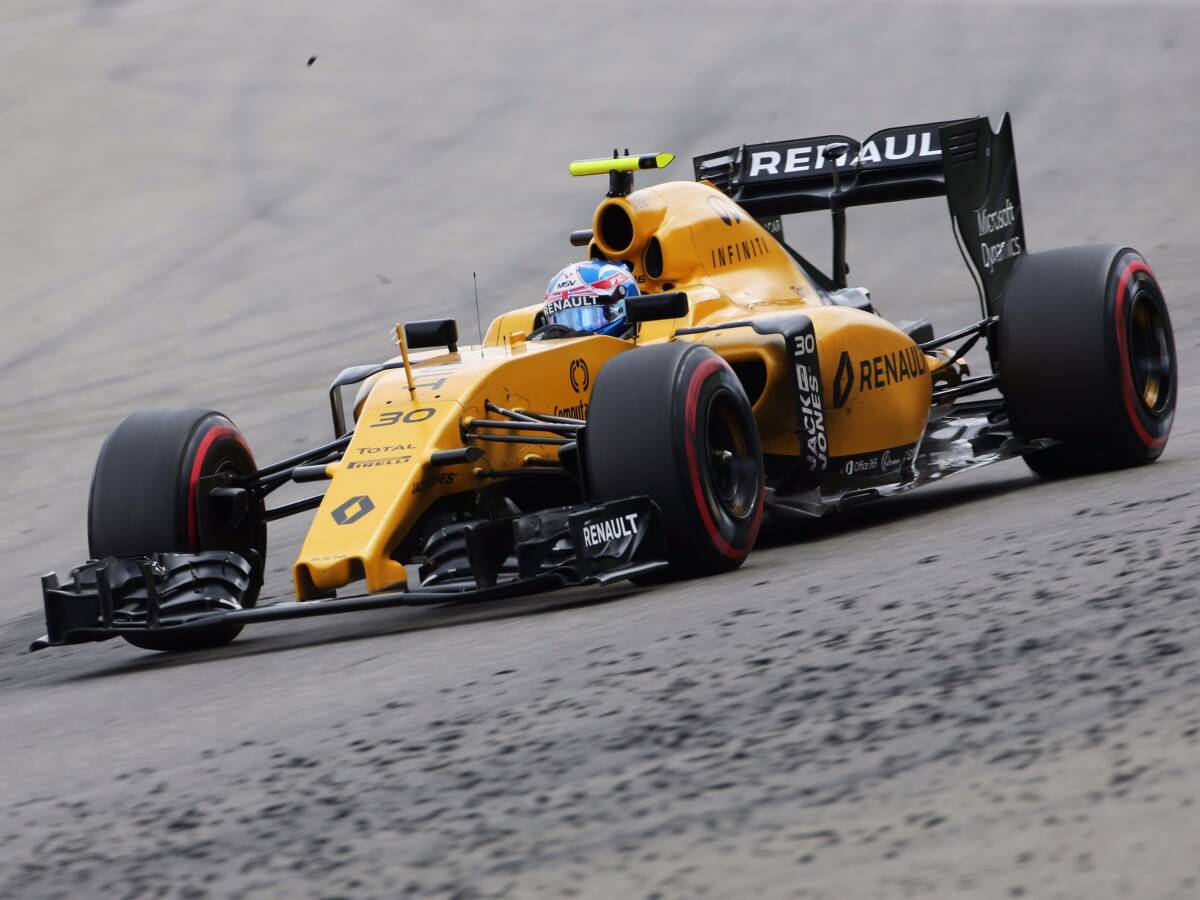 Foto zur News: Renault tritt bei der Entwicklung aufs Gas