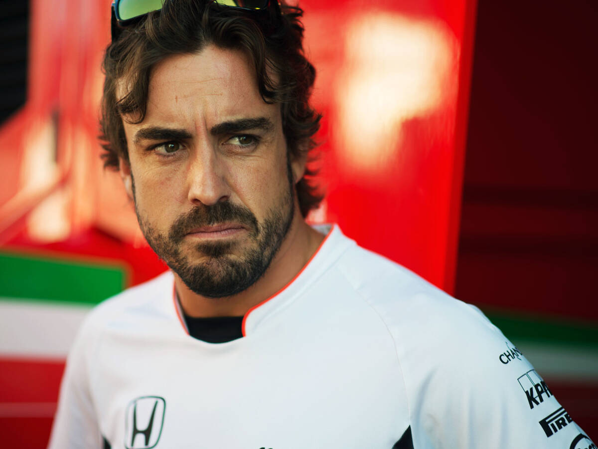 Foto zur News: Fernando Alonso deutet Wechsel in die Sportwagen-WM an
