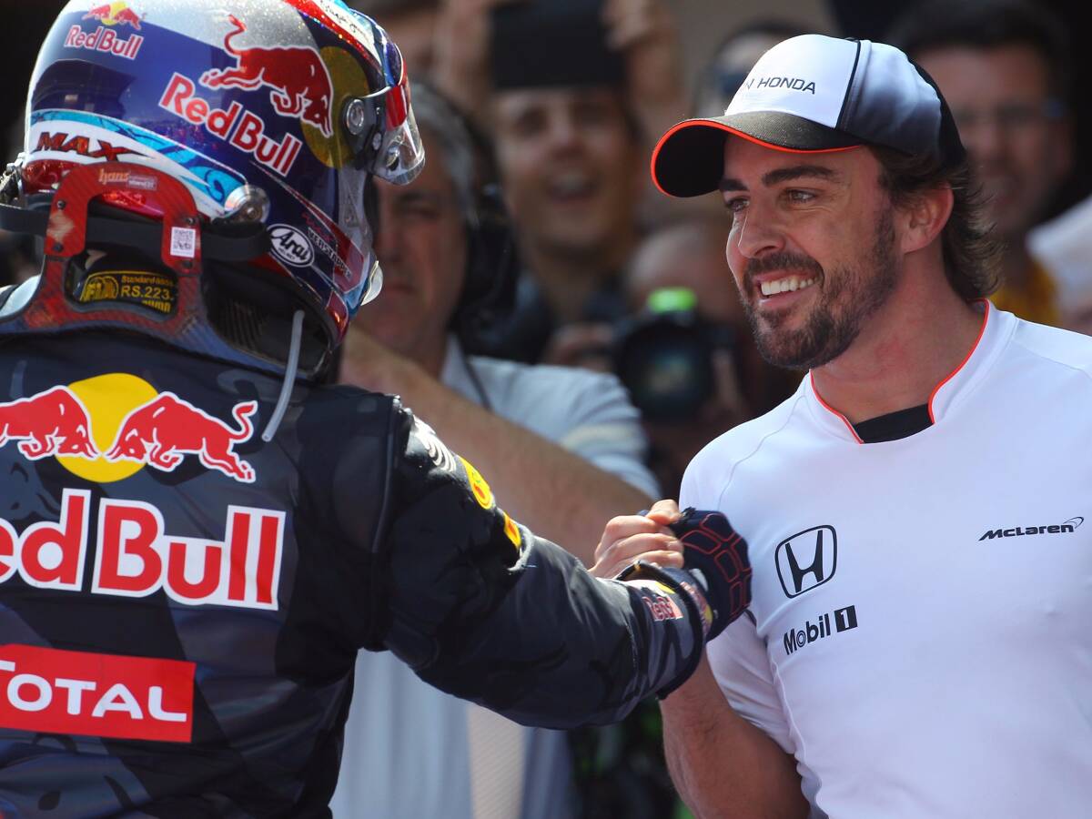 Foto zur News: Alonso verteidigt Max Verstappen: "Da hat alles gepasst"