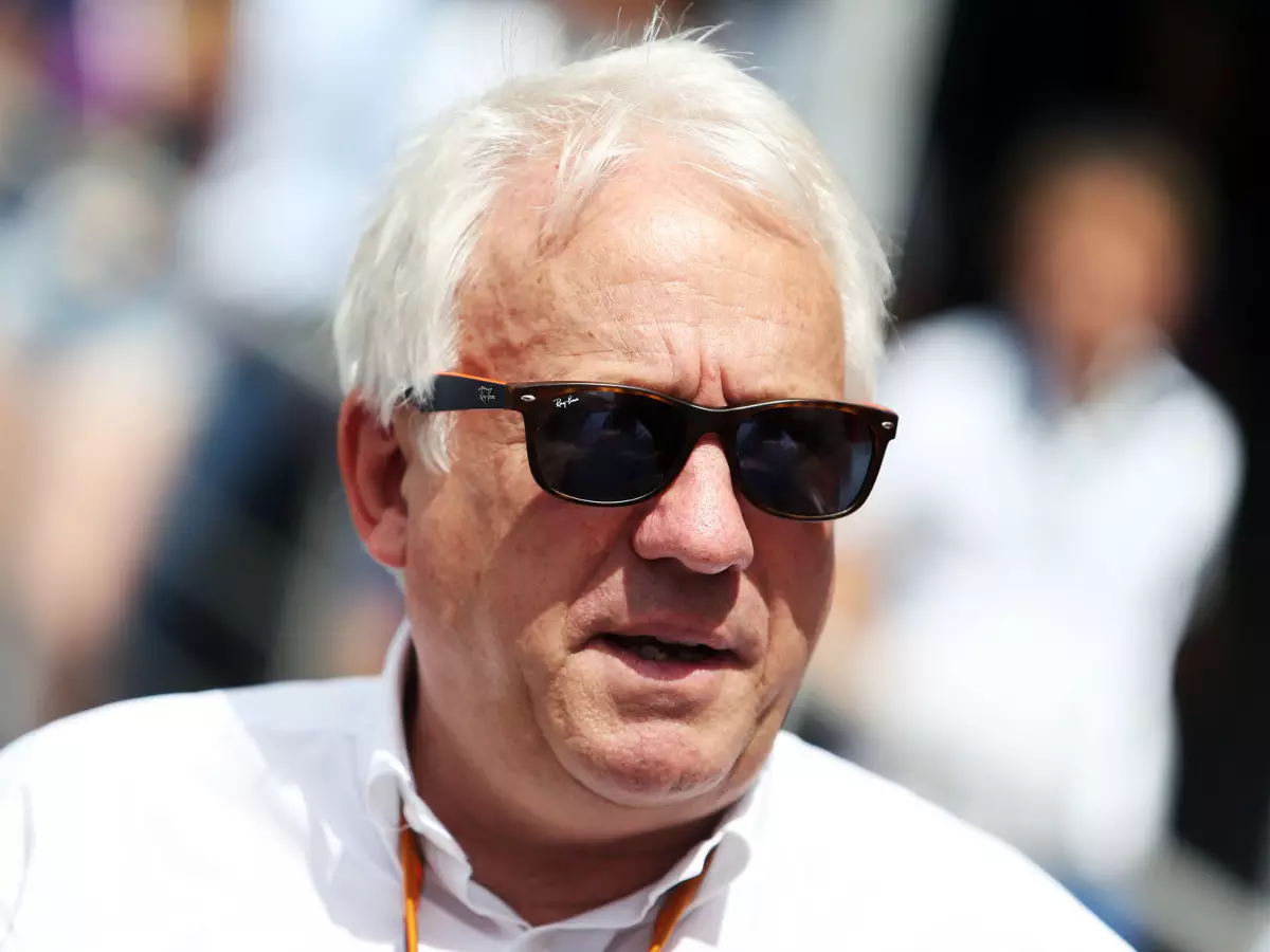 Charlie Whiting Foto zur News: Brisantes Gerücht: FIA-Rennleiter bei Teams auf Jobsuche?