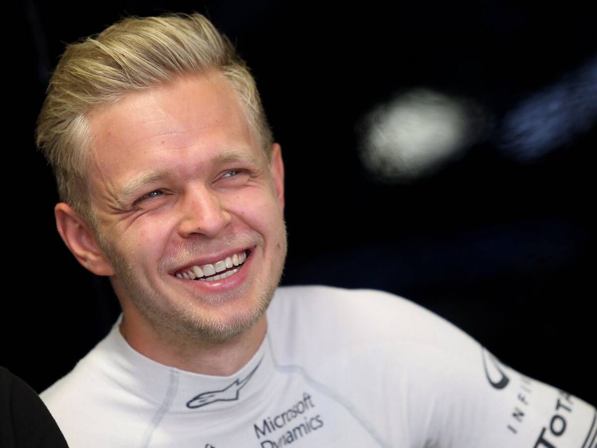 Foto zur News: Auf Villeneuves Spuren: Magnussen "stolz" auf Spa-Unfall