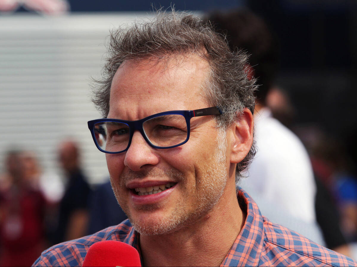 Foto zur News: Jacques Villeneuve kritisiert Sergio Perez als "schmutzig"