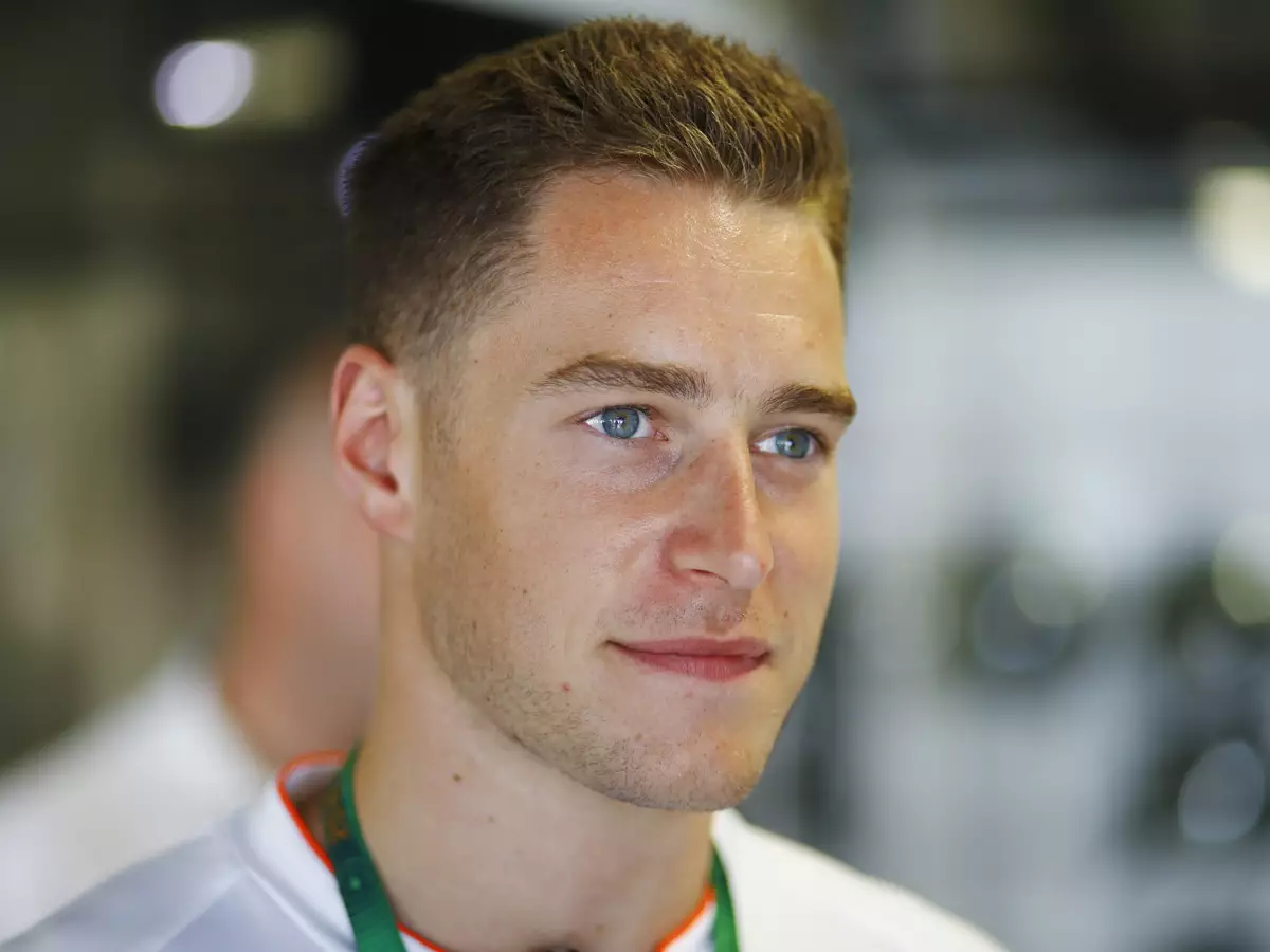 Foto zur News: McLaren hält Vertragslaufzeit von Vandoorne geheim