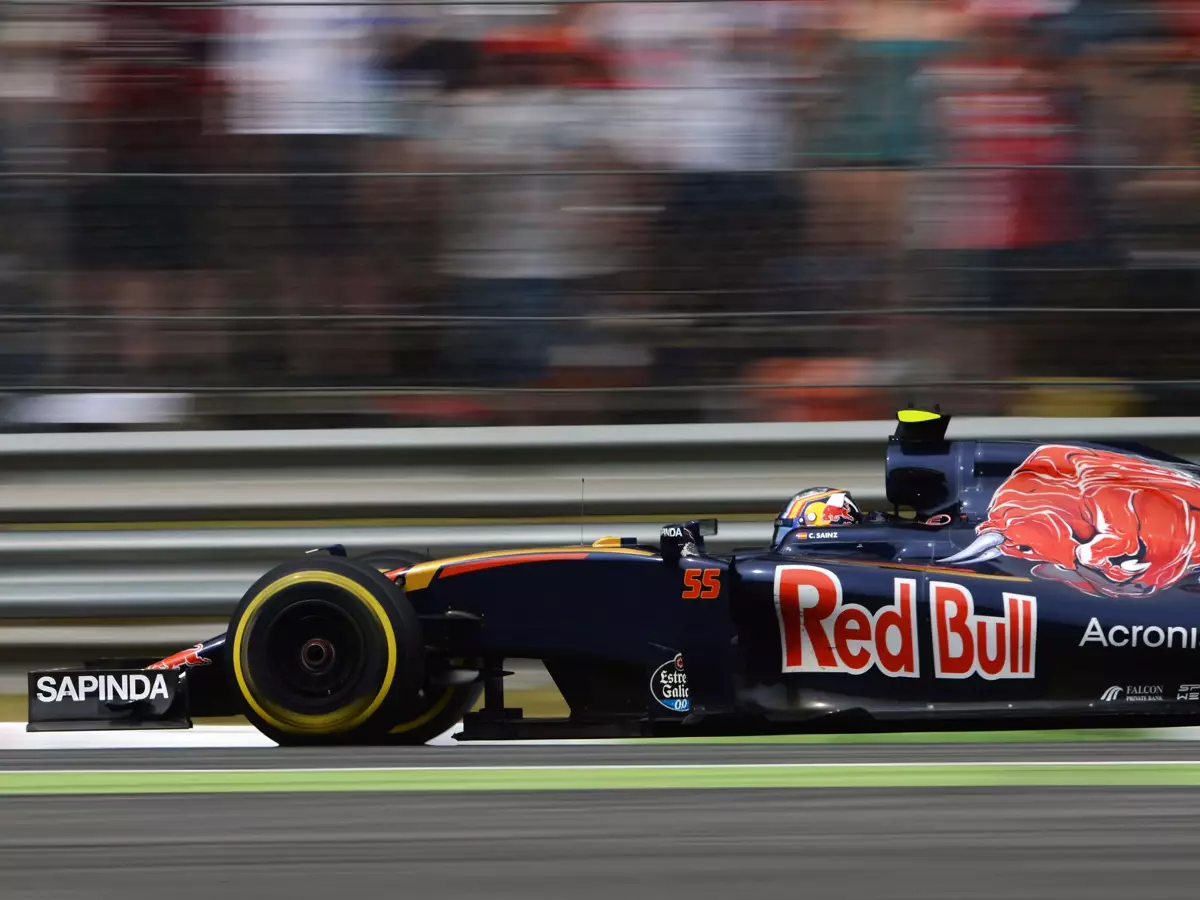 Carlos Sainz Foto zur News: Red Bull: Unterstützung für Toro Rosso wird ausgebaut