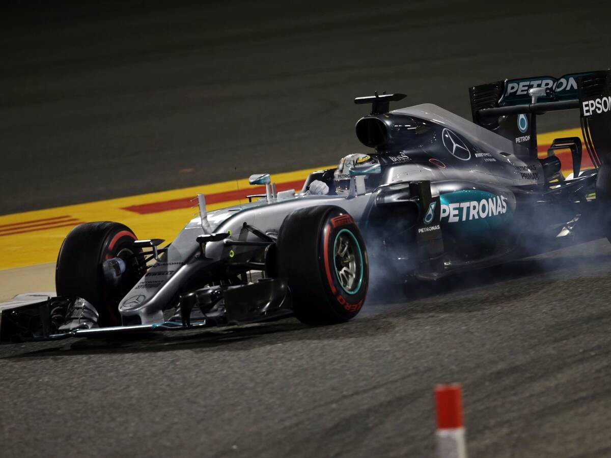 Foto zur News: Mercedes: Probleme wohl gelöst, Red Bull dennoch voran?