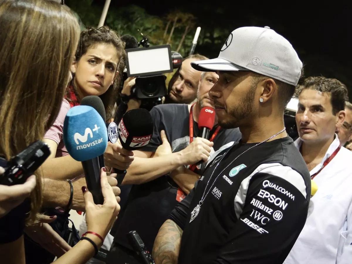 Foto zur News: Lewis Hamilton: Kein Kommentar zu Rosbergs 200. Grand Prix