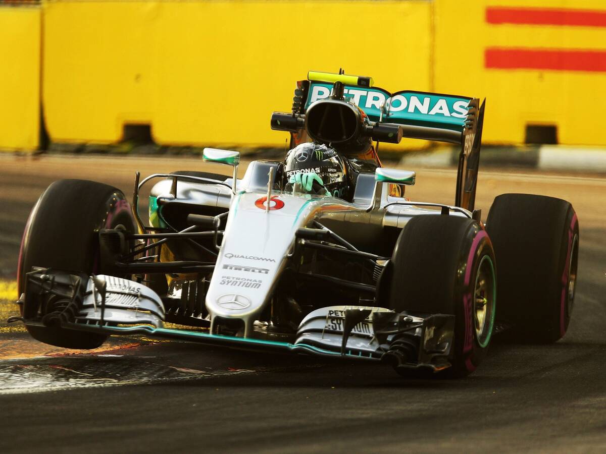 Foto zur News: "Besser als 2015" - Doch Mercedes hat noch Singapur-Sorgen