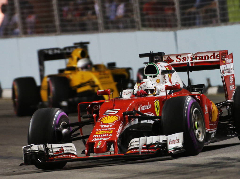 Foto zur News: Auch ohne Safety-Car: Vettel jubelt über Singapur-Aufholjagd