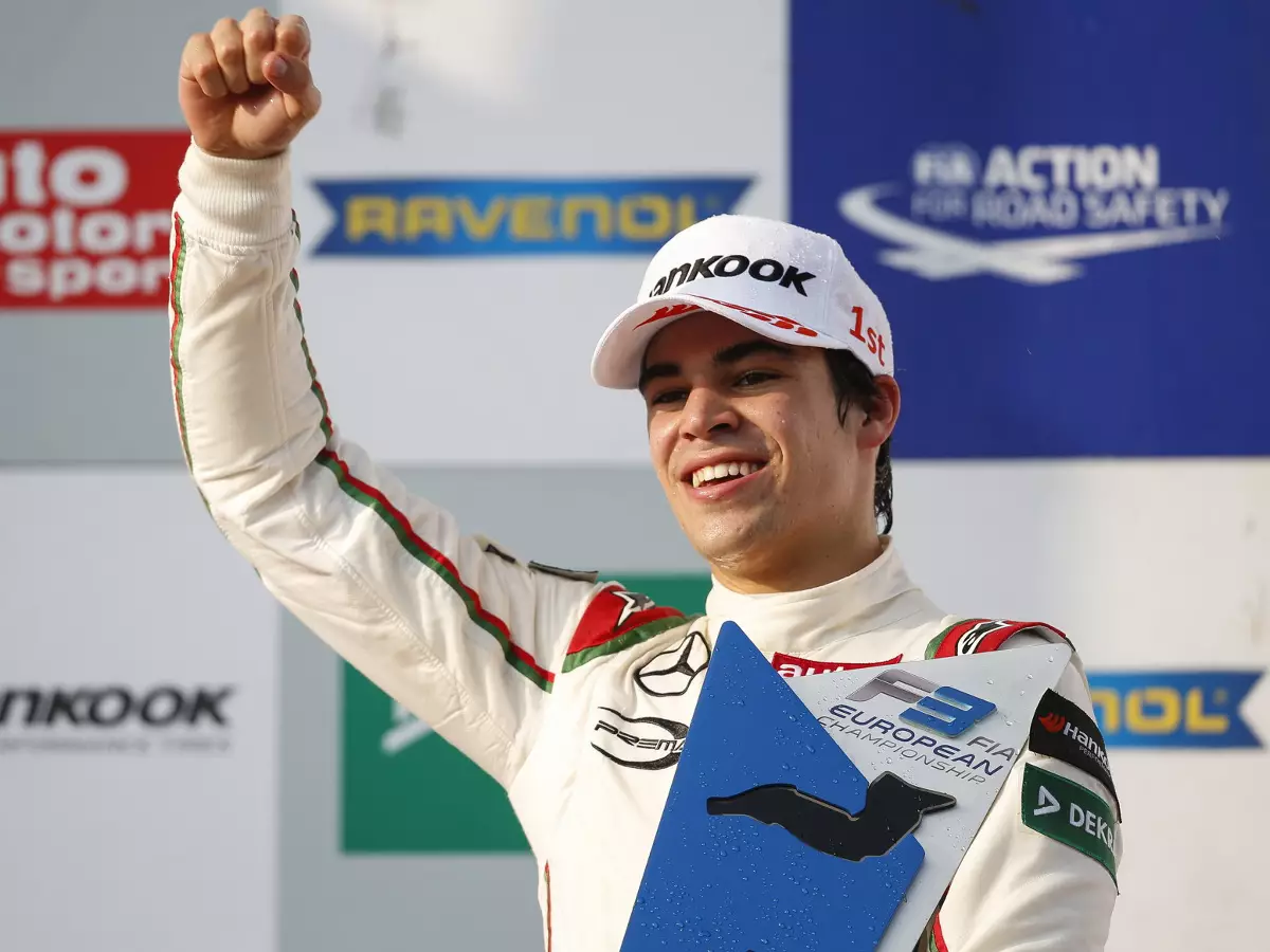 Foto zur News: Vater verkündet Einstieg: Williams 2017 mit Lance Stroll?