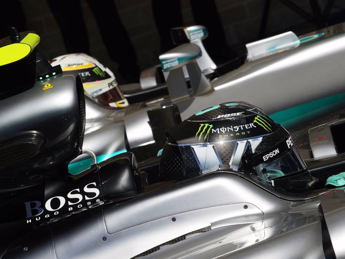 Foto zur News: Hamilton gegen Rosberg: Was passiert im Rennen in Kurve 1?