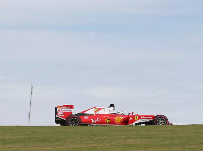 Foto zur News: Ferrari setzt voll auf 2017: "Kämpfen nicht gegen Donald Duck"