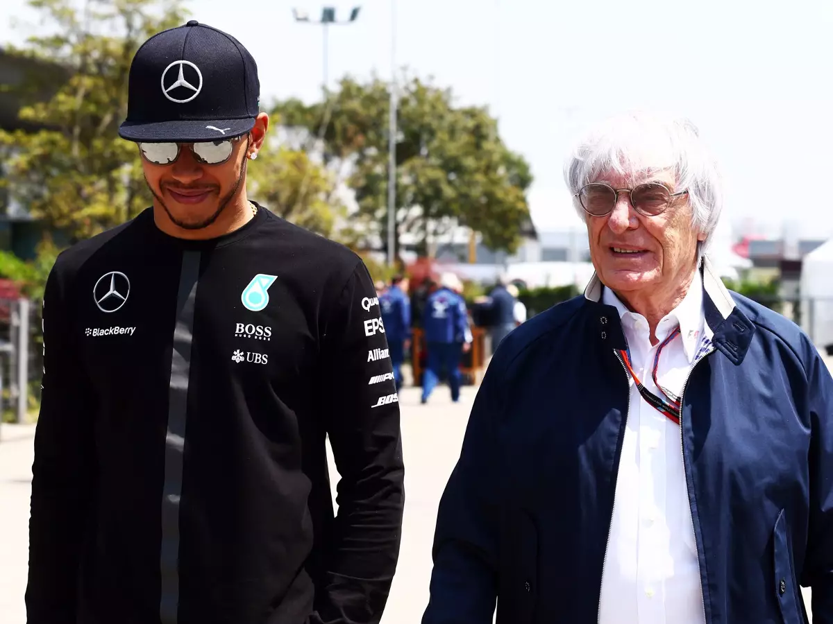 Foto zur News: Ecclestone: "Lewis ist der beste Weltmeister, den wir je hatten"