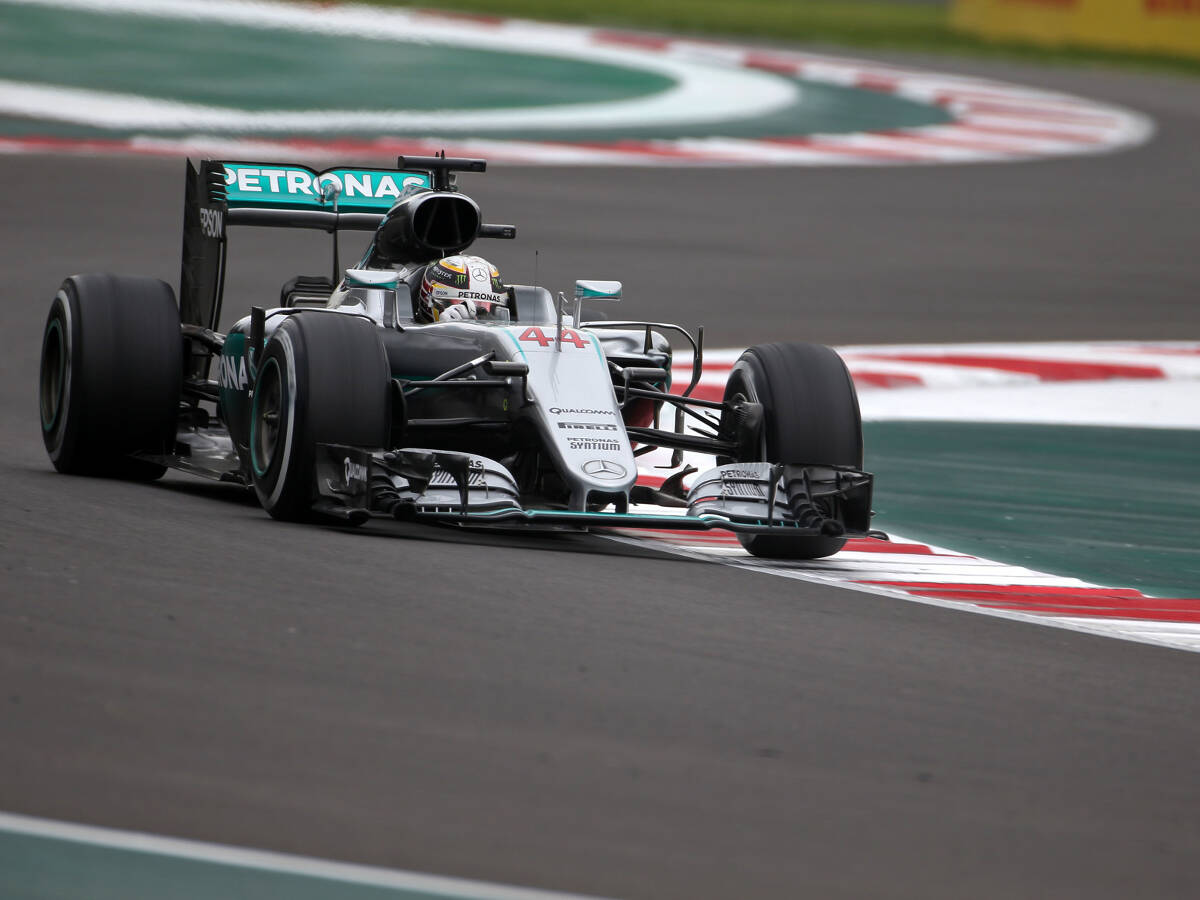 Foto zur News: Formel 1 Mexiko 2016: Hamilton zunächst klar vor Rosberg